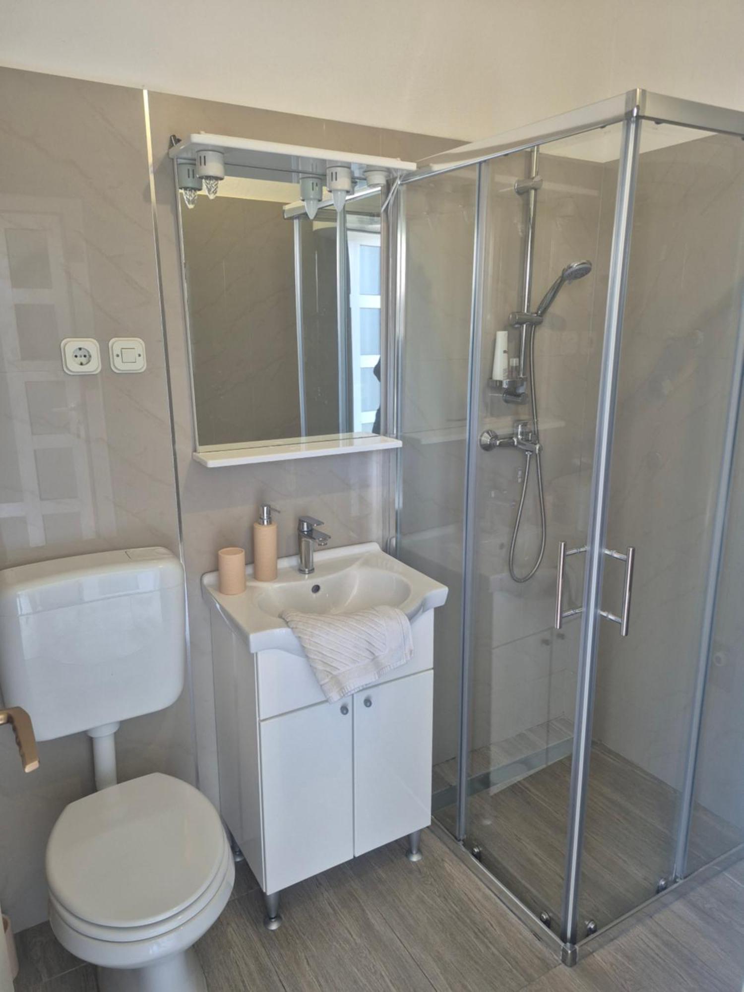 Apartman Kartec 크르크 외부 사진
